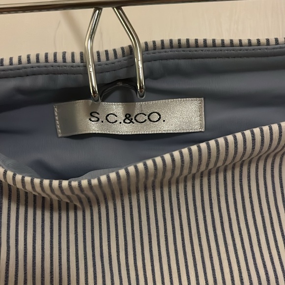 S.C. & Co. Striped Stretch Capris (Women’s 12) - Picture 5 of 9